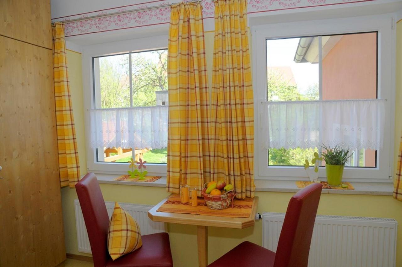 Pension Rosengaertchen Абсберґ Екстер'єр фото