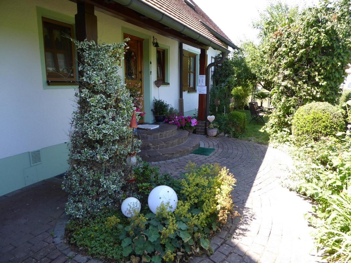 Pension Rosengaertchen Абсберґ Екстер'єр фото