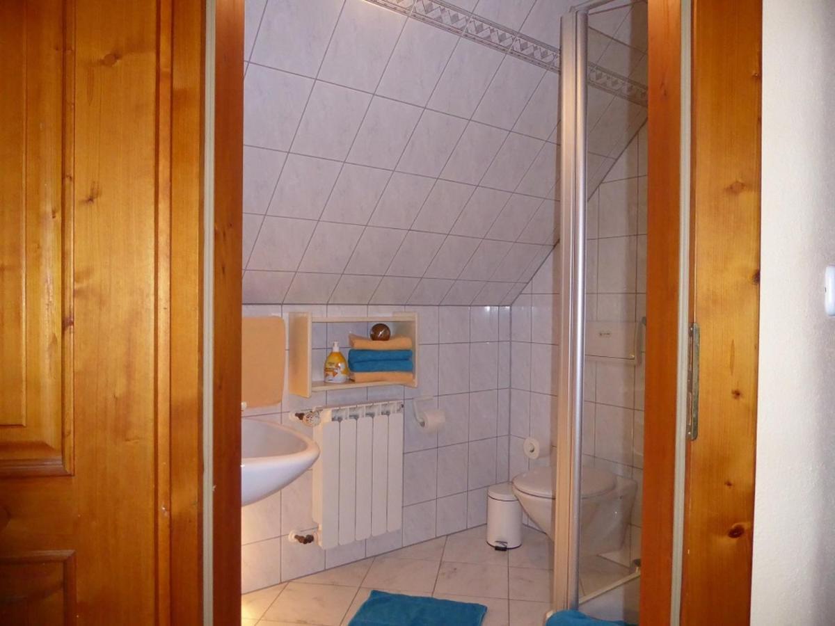 Pension Rosengaertchen Абсберґ Екстер'єр фото