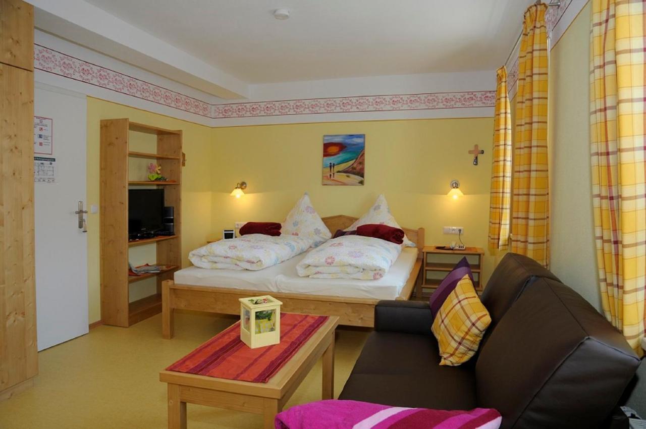 Pension Rosengaertchen Абсберґ Екстер'єр фото